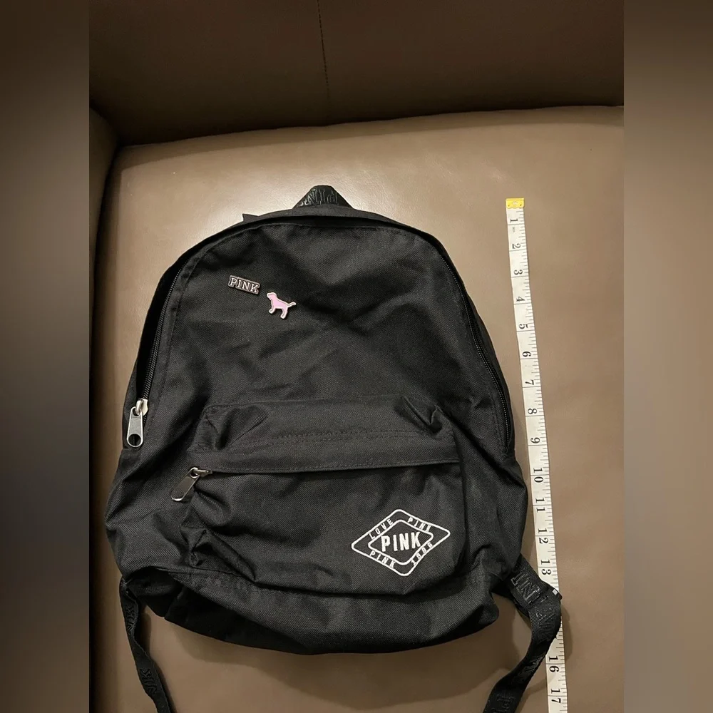 PINK 💕Victoria's Secret Black 🖤Small Backpack w/Logo & Exclusive Pins Details - Picture 16 of 16